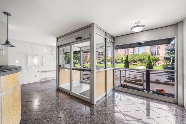 6135 98th St Apt 1J, New York City, NY 11374