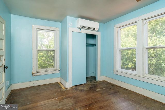 2315 ROLLING RD S, Scottsville, VA 24590