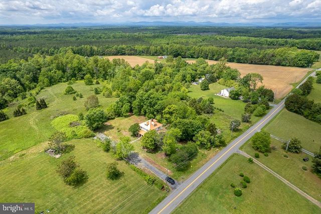 2315 ROLLING RD S, Scottsville, VA 24590