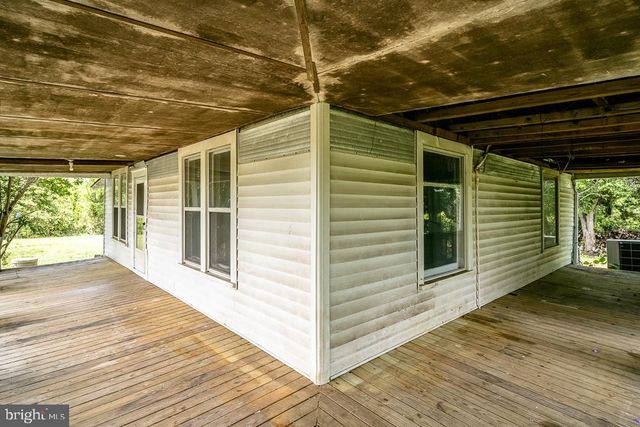 2315 ROLLING RD S, Scottsville, VA 24590