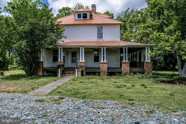 2315 ROLLING RD S, Scottsville, VA 24590