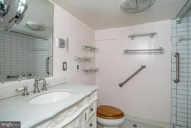 2315 ROLLING RD S, Scottsville, VA 24590