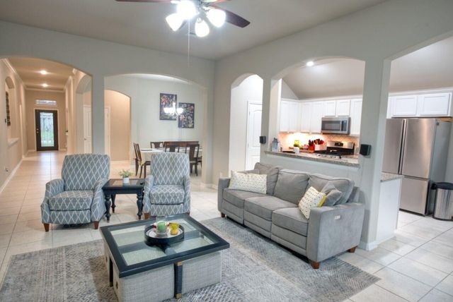 441 Countryside Drive, West Columbia, TX 77486