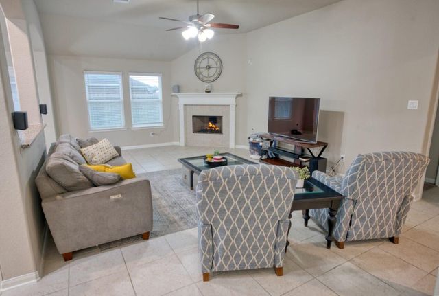 441 Countryside Drive, West Columbia, TX 77486