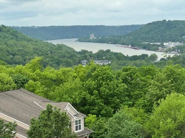 442 Breezewood Court, Ludlow, KY 41016