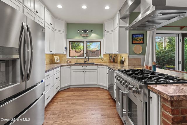 1040 N 23rd St, Coeur D'alene, ID 83814