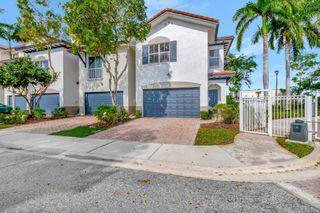100 W Prive Circle, Delray Beach, FL 33445