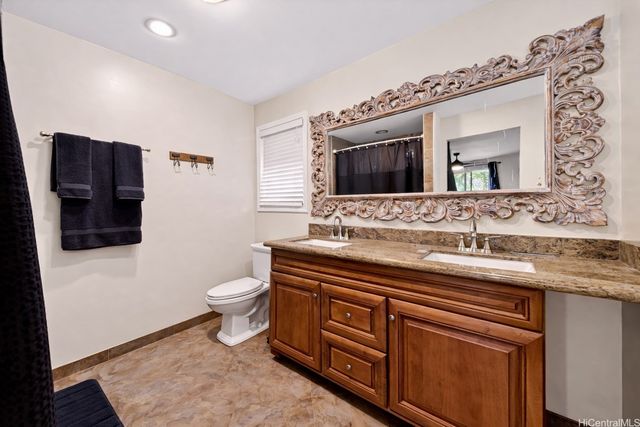 1342 Nanialii Street, Kailua, HI 96734