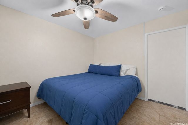 1342 Nanialii Street, Kailua, HI 96734