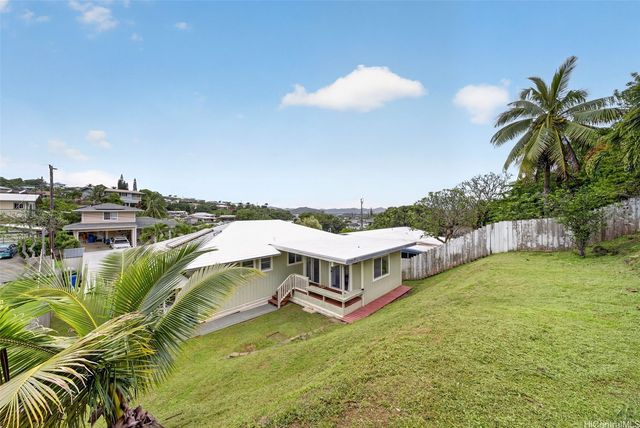 1342 Nanialii Street, Kailua, HI 96734