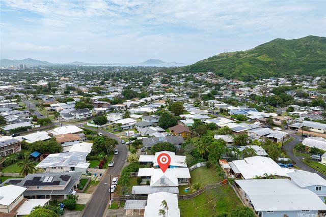 1342 Nanialii Street, Kailua, HI 96734