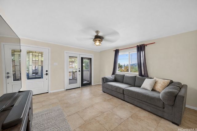 1342 Nanialii Street, Kailua, HI 96734