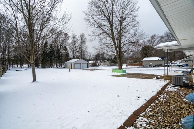 5258 E S Avenue, Pavilion Twp, MI 49097