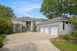 20 Hiawatha Drive, Battle Creek City, MI 49015