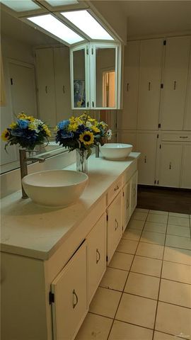 5102 S Palm Valley S Drive, Harlingen, TX 78552