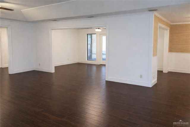 5102 S Palm Valley S Drive, Harlingen, TX 78552