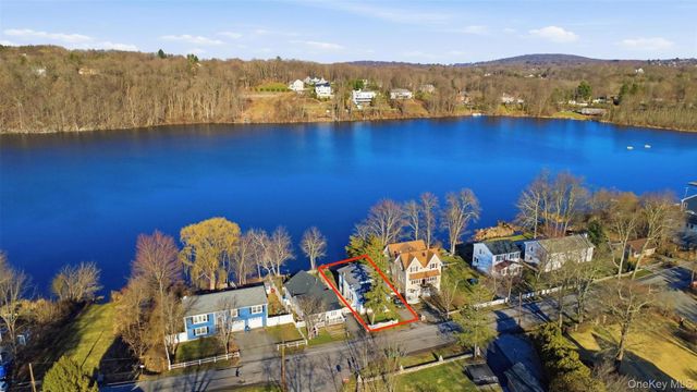 203 Lake Shore Drive, Mahopac, NY 10541