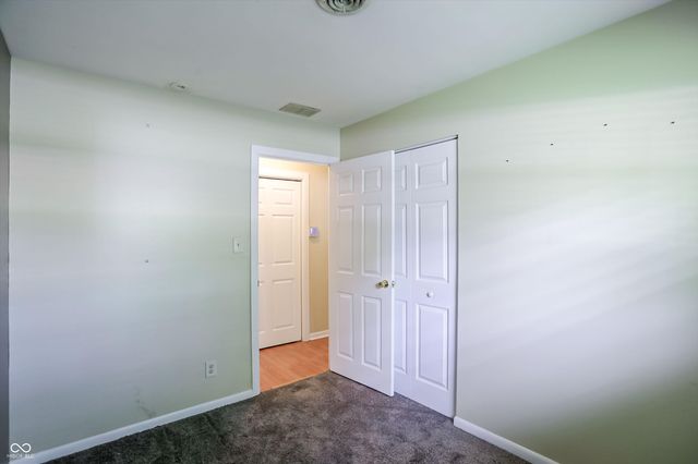 621 S 4th Avenue, Beech Grove, IN 46107