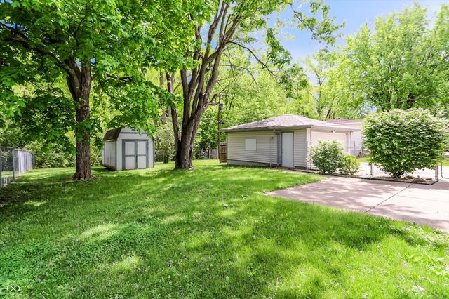 621 S 4th Avenue, Beech Grove, IN 46107