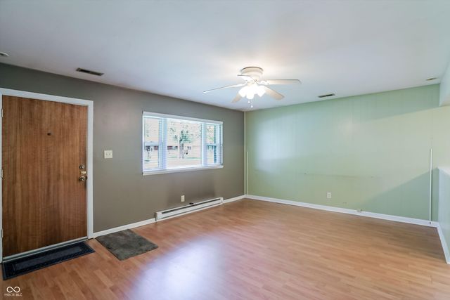 621 S 4th Avenue, Beech Grove, IN 46107