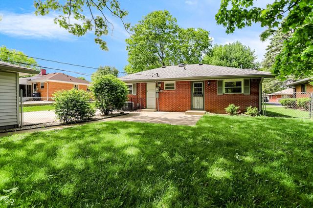621 S 4th Avenue, Beech Grove, IN 46107