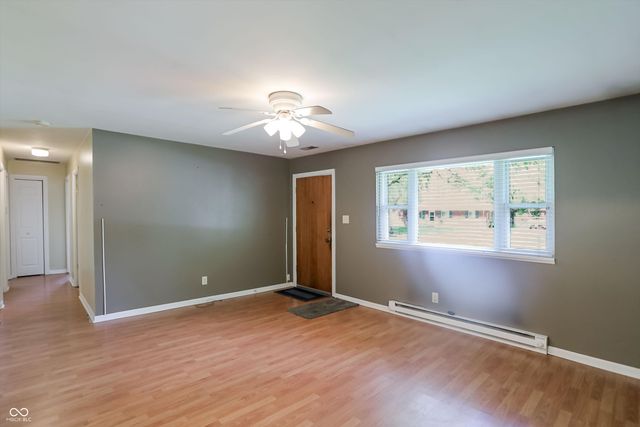 621 S 4th Avenue, Beech Grove, IN 46107