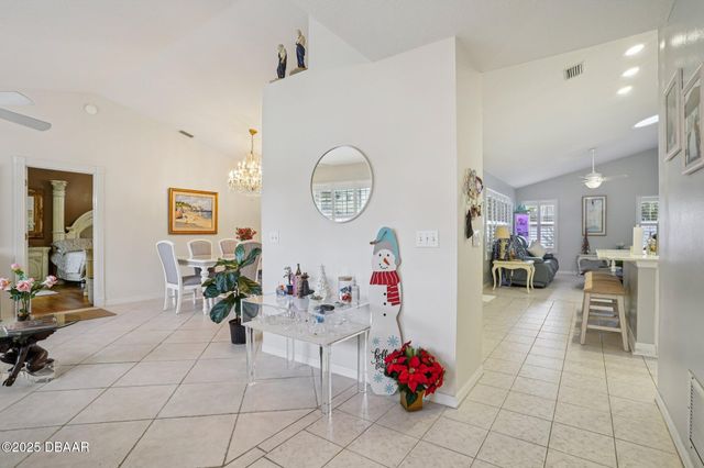 2 Queen Ann Court, Ormond Beach, FL 32174