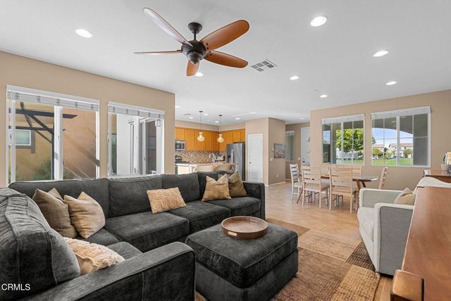 3512 N Oxnard Boulevard, Oxnard, CA 93036