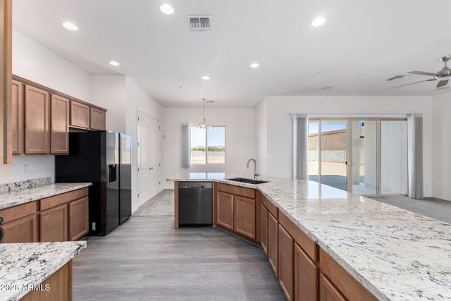 21836 W QUAILS NEST --, Wittmann, AZ 85361