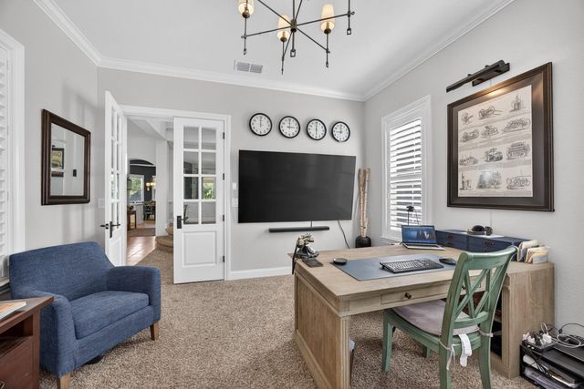 5204 Crown Bench Cir, Elk Grove, CA 95757