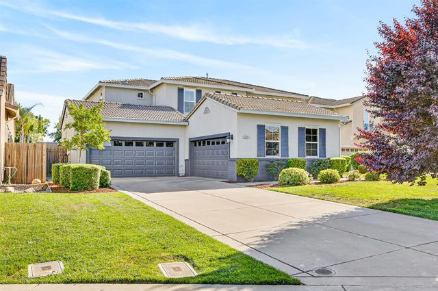 5204 Crown Bench Cir, Elk Grove, CA 95757
