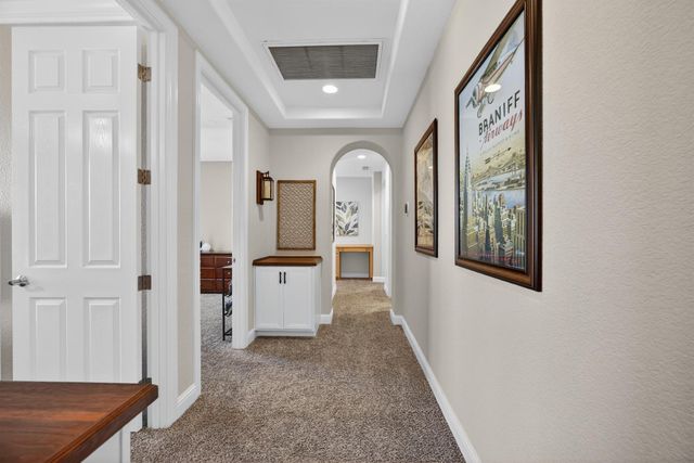 5204 Crown Bench Cir, Elk Grove, CA 95757