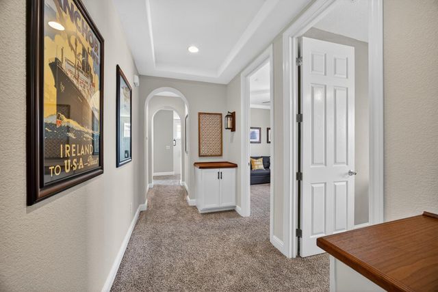 5204 Crown Bench Cir, Elk Grove, CA 95757