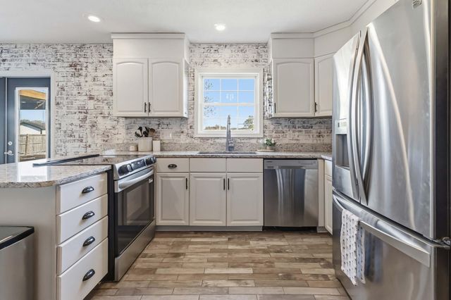 252 Brookside Drive, London, KY 40744