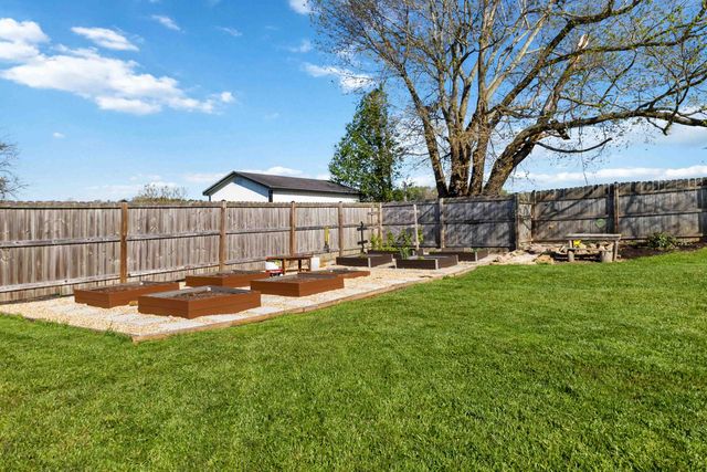 252 Brookside Drive, London, KY 40744