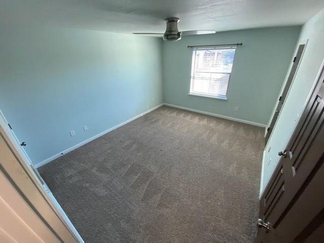 904 University Oaks Boulevard 118, College Station, TX 77840