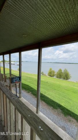 1216 Eagle Lake Shore Road Road, Vicksburg, MS 39183