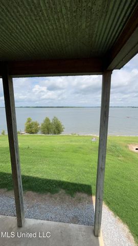 1216 Eagle Lake Shore Road Road, Vicksburg, MS 39183