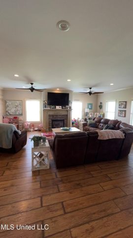 1216 Eagle Lake Shore Road Road, Vicksburg, MS 39183