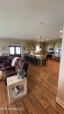 1216 Eagle Lake Shore Road Road, Vicksburg, MS 39183