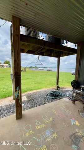 1216 Eagle Lake Shore Road Road, Vicksburg, MS 39183