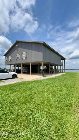1216 Eagle Lake Shore Road Road, Vicksburg, MS 39183