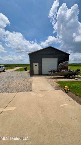 1216 Eagle Lake Shore Road Road, Vicksburg, MS 39183