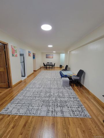 64-41 Saunders Street 410, Rego Park, NY 11374