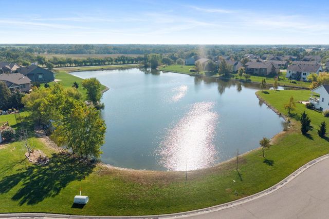 2767 N Woodridge Ct, Wichita, KS 67226