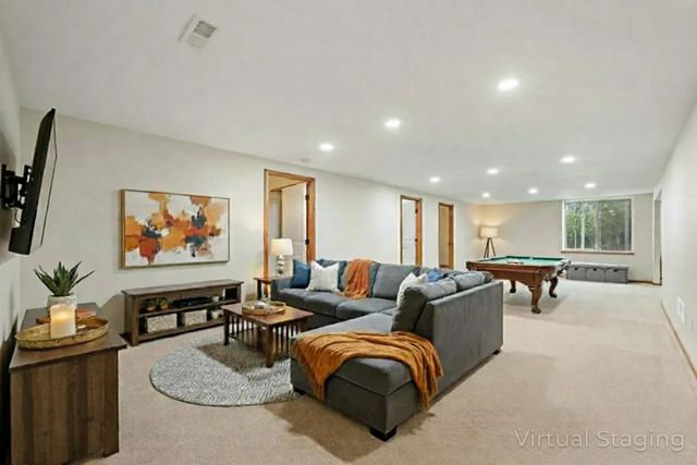 2767 N Woodridge Ct, Wichita, KS 67226