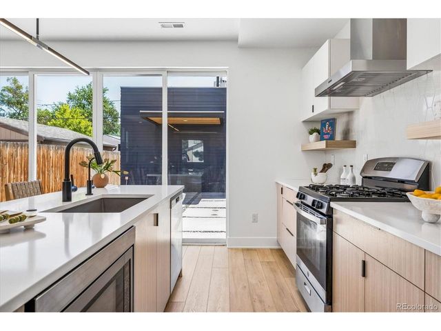3666 S Galapago St, Englewood, CO 80110