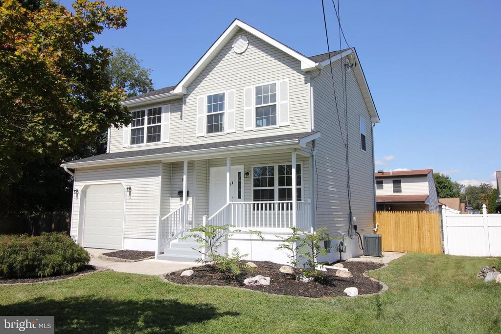 801 TAYLOR ST, Riverside, NJ 08075