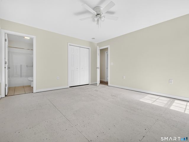 846-A Vauxhall St Extension, Waterford, CT 06385