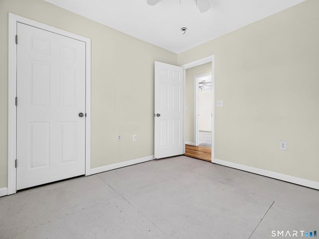 846-A Vauxhall St Extension, Waterford, CT 06385